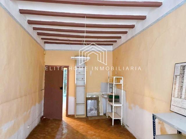 CASA URBANA EN BUEN ESTADO IDEAL TANTO PARA USO RESIDENCIAL COMO HOSTELERIA O COMERCIAL