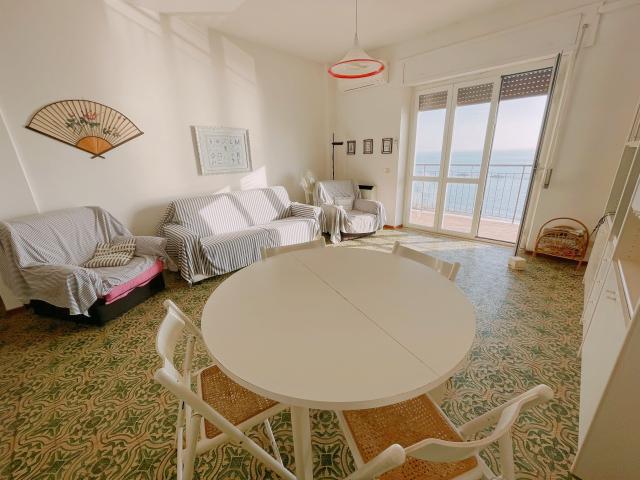 CASA VACANZE in AFFITTO a FOLLONICA CENTRO di 3 vani