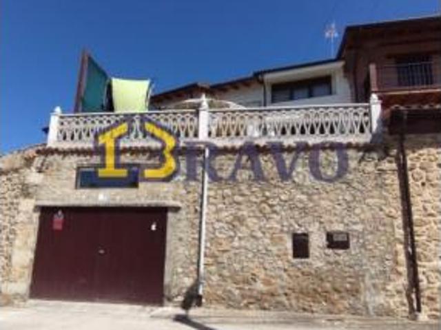 Casa Venta Medina de Pomar, Angosto