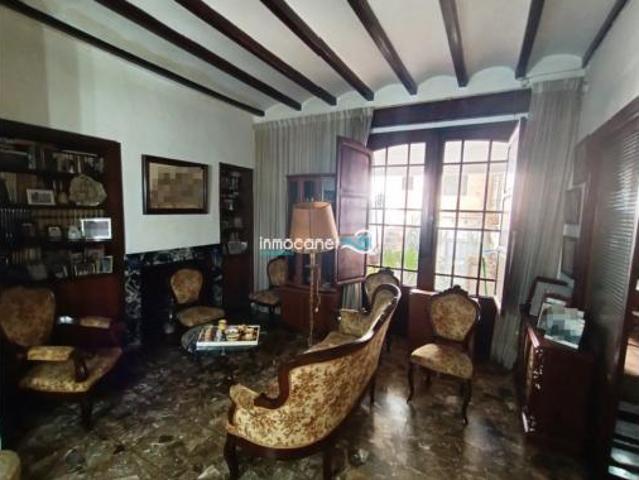 Casa Venta Oliva, Nucli Urbà