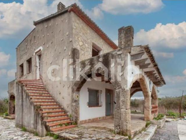 Casa Venta Oliva, Nucli Urbà