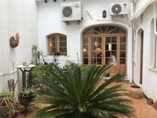 Casa Venta Oliva, Nucli Urbà
