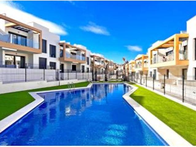 Casa Venta Orihuela, Las Filipinas Villamartín Canal Norte