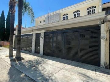 CASA ENVENTA BUGAMBILIAS PRIMERA SECCION ZAPOPAN