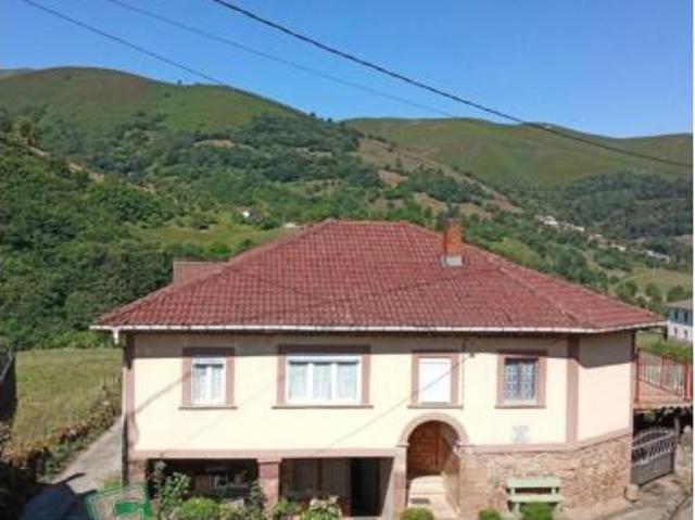 Casa Venta Belmonte de Miranda, Abango