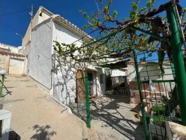 Chalet Venta Blanca, Blanca