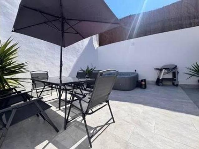 Casa Venta Blanca, Blanca