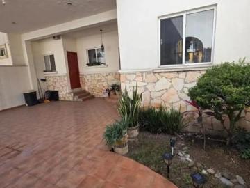 Casa Venta Cumbres Santa Clara, UBICADA EN PRIMER SECTOR ACCESO CONTROLADO POR AVE PEDRO INFANTE