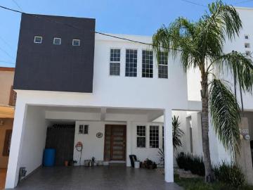 Casa Venta Cumbres Universidad 3,200,000 GL2