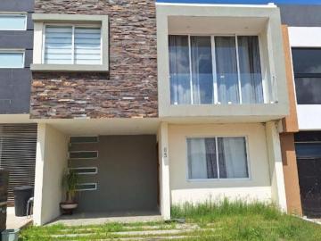 CASA EN VENTA CASA FUERTE TLAJOMULCO DE ZUÑIGA