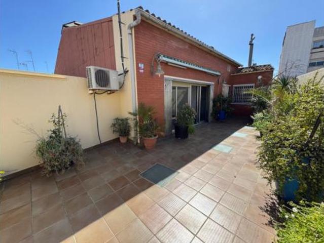 Casa Venta Cornellà de Llobregat, Centre