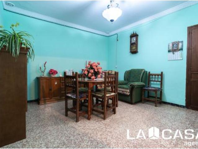Casa Venta Dos Hermanas, Centro Doña Mercedes