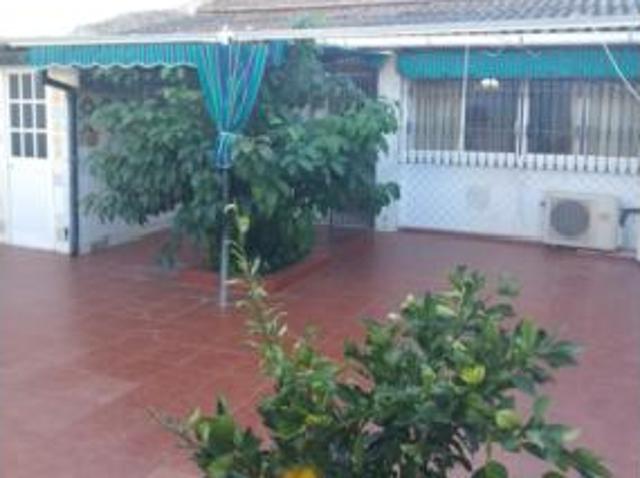 Casa Venta Dos Hermanas, Centro Doña Mercedes