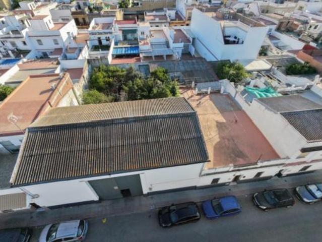 Casa Venta Dos Hermanas, Centro Doña Mercedes