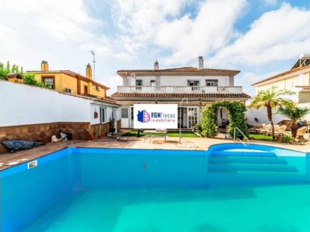 Casa Venta Dos Hermanas, Entrenúcleos