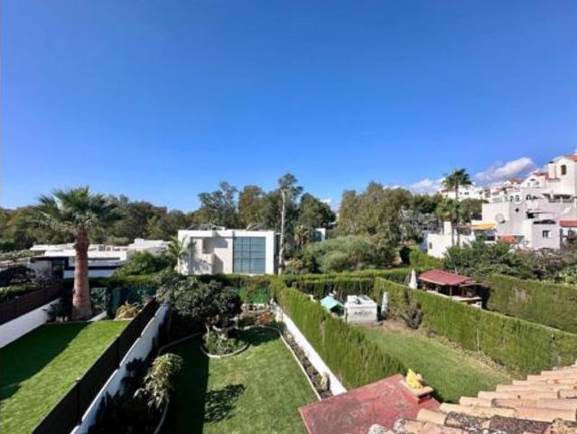 Casa Venta Estepona, El Paraíso Atalaya Benamara