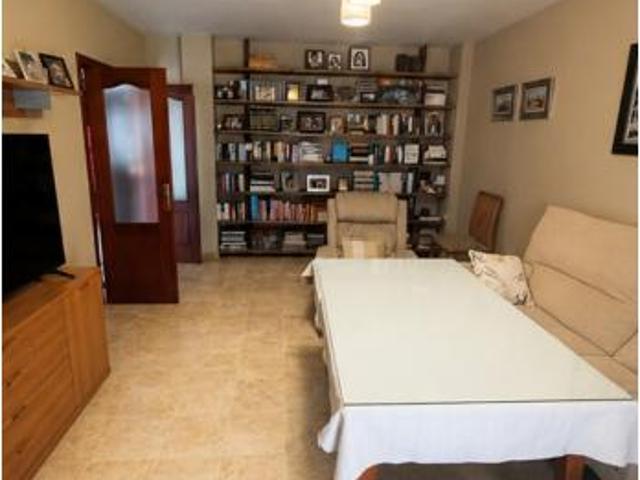 Casa Venta Lucena, Lucena