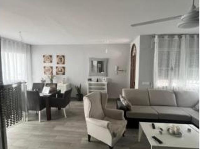 Casa Venta Lucena, Lucena
