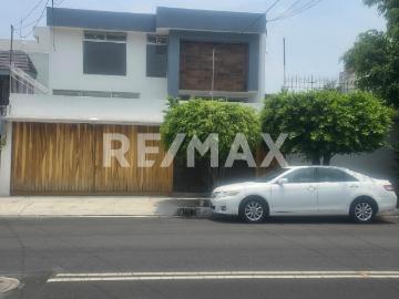 CASA VENTA PRADOS COAPA