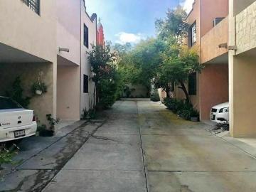 CASA VENTA PRIVADA JUAREZ, CENTRO SANTA CATARINA