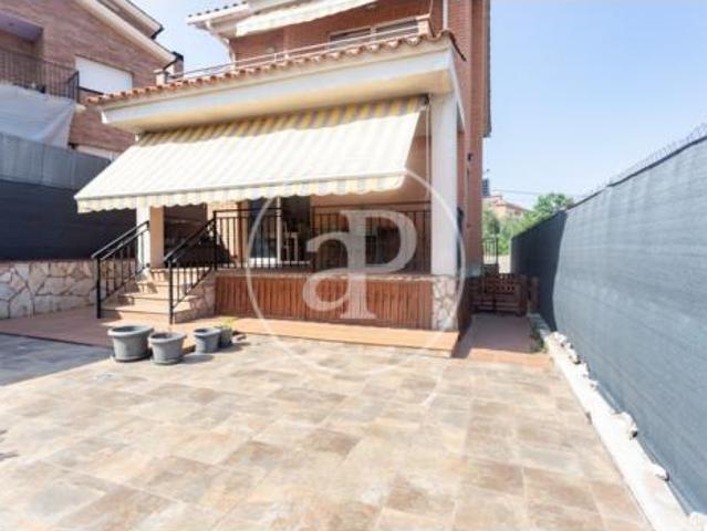 Casa Venta Rubí, Ca n'Oriol