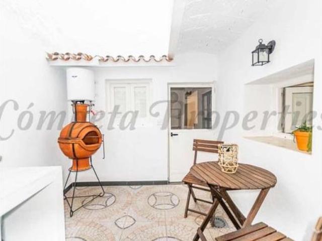 Casa Venta Sayalonga, Corumbela
