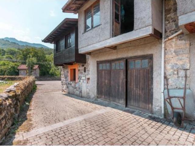 Casa Venta Sobrescobio, Agues
