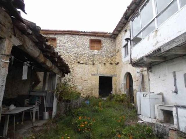 Casa Venta Villarcayo de Merindad de Castilla La Vieja, Barriosuso