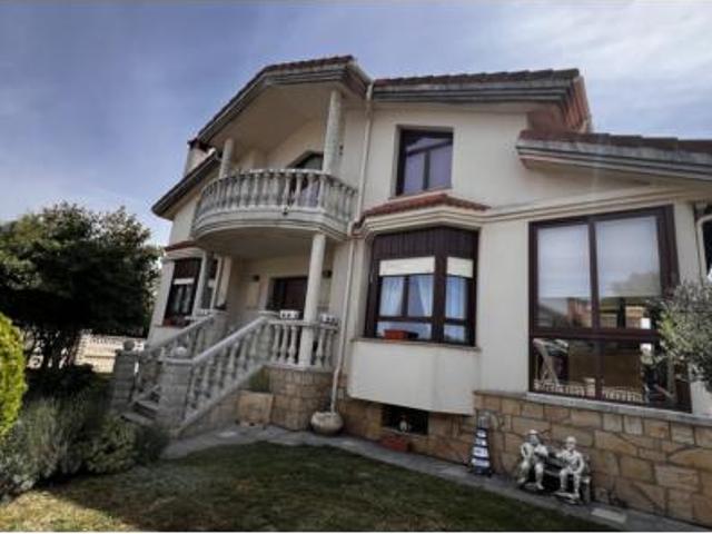 Casa Venta Villarcayo de Merindad de Castilla La Vieja, Villarcayo