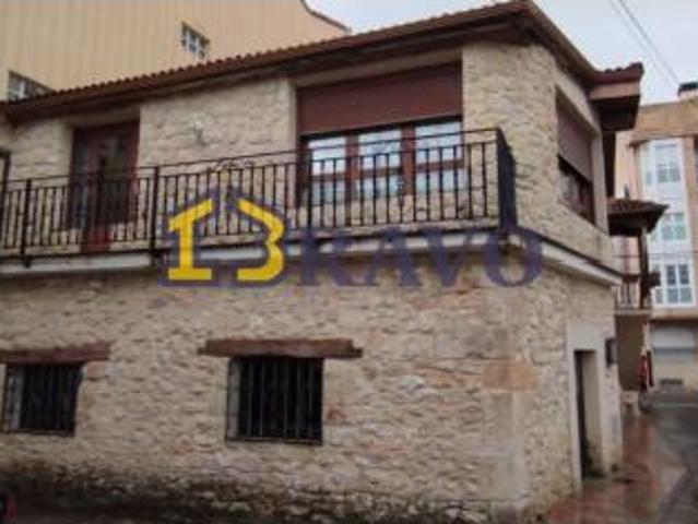 Casa Venta Villarcayo de Merindad de Castilla La Vieja, Villarcayo