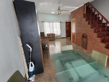 Casa Venta 3 ambientes 15 años, 80m2, con balcón, Bdo Irigoyen 1600, Florida Belgrano/Oeste | Inmuebles Clarín