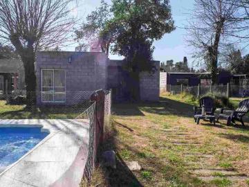 Casa Venta 3 ambientes 4 años, 4 cocheras, 70m2, Belisario Roldán 800, General Rodriguez | Inmuebles Clarín