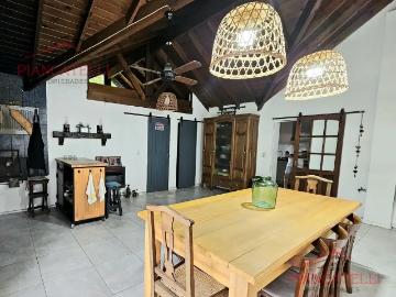 Casa Venta 4 ambientes a estrenar, 4 cocheras, Banco Provincia, Country Club Banco Provincia, Zona Oeste | Inmuebles Clarín
