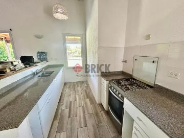 Casa Venta 4 ambientes 6 años, 126m2, 2 cocheras, B Lomas San Francisco, Lomas de San Francisco | Inmuebles Clarín