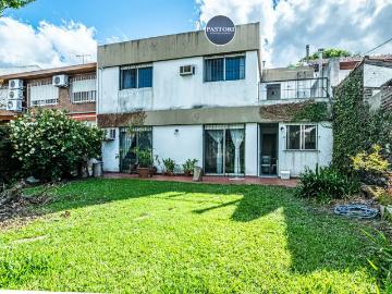Casa Venta 5 ambientes, 150m2, Oeste, Fray Justo Sarmiento 2100, Olivos | Inmuebles Clarín