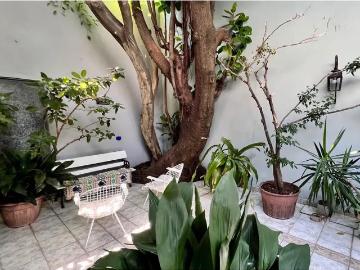 Casa Venta 6 ambientes 28 años, 1 cochera, 224m2, Doctor Gregorio Araoz Alfaro 300, Caballito | Inmuebles Clarín