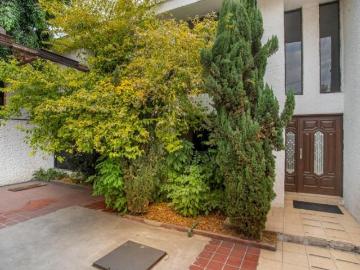 Casa venta/Renta Colon Echegaray 3 Rec, 3 autos, 2.5 baños, remodelada 3 años