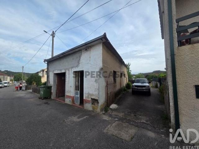 Casa / Villa em Mortágua, Vale de Remígio, Cortegaça e Almaça de 100 m²