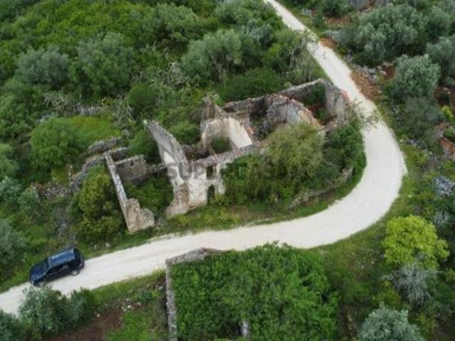 Casa / Villa em Chãos de 87,00 m²
