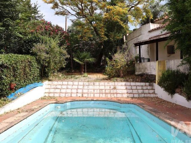 Casa / Villa em Dois Portos e Runa de 688 m² 688m² Dois Portos