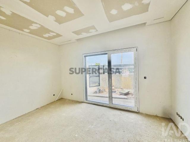 Casa / Villa em Fernão Ferro de 110,00 m²