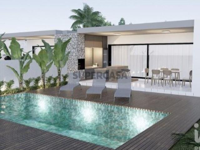 Casa / Villa em Fernão Ferro de 198,00 m²