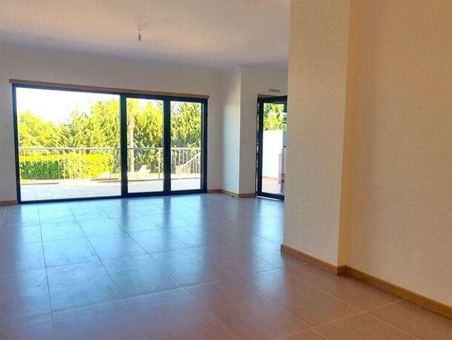 Casa / Villa em Guia 151m² Guia