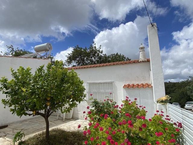 Casa / Villa em Santa Catarina da Fonte do Bispo de 79 m²