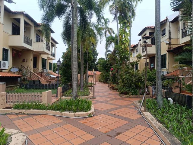 Casa Villa Freehold Gated 3 Storey Terrace Below Value Melaka City