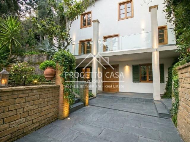 Casa / Villa in vendita a Pietrasanta, Pietrasanta