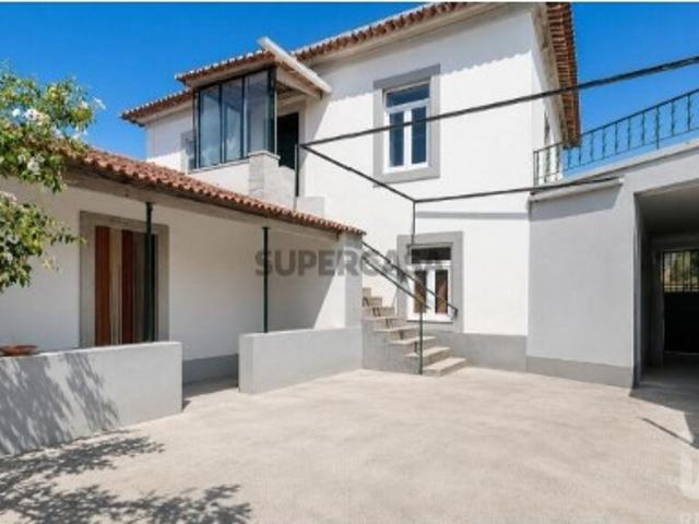 Casa / Villa T4 em Avanca de 272 m²