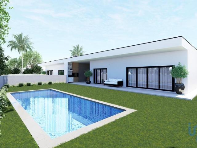 Casa / Villa T4 em Azeitão São Lourenço e São Simão de 175. 175m² Azeitão São Lourenço e São Simão