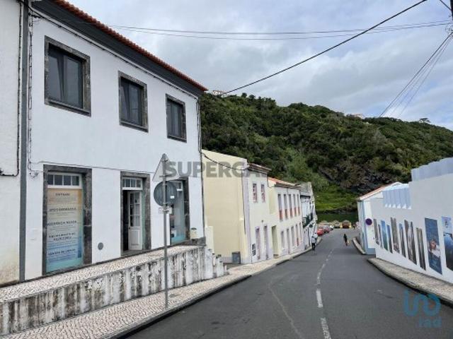 Casa / Villa T6 em Calheta de 470,00 m²