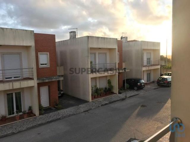 Casa / Villa T4 em Alcobaça e Vestiaria de 150,00 m²